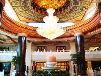 International Hotel Lijiang  Bagian luar foto